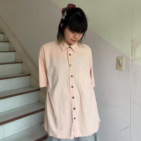 チロリアンシャツ