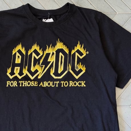 AC/DC バンドTシャツ