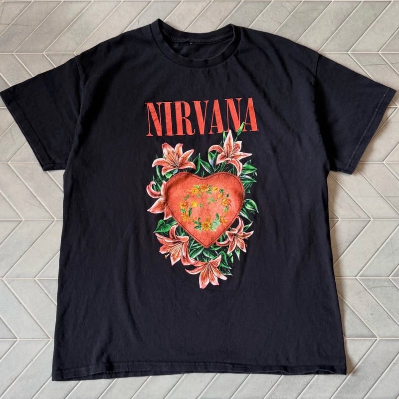 NIRVANA グラフィックTシャツ | CUSTOM FEVER