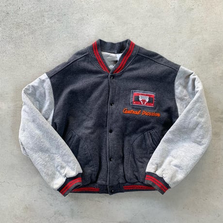 CHICAGO BULLS切替スタジャン