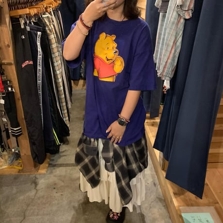 USA製　Disney プーさんプリントT🐝