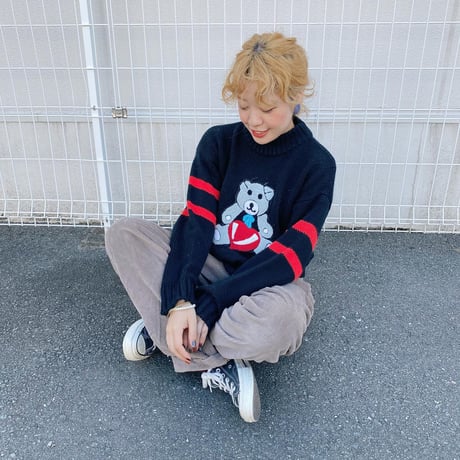 くま君ワッペンショート丈ニット