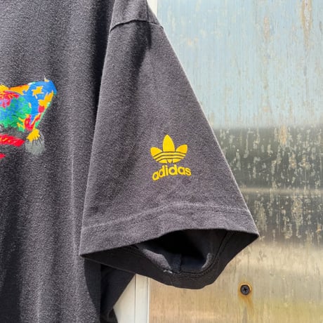 adidas 鯉Tシャツ