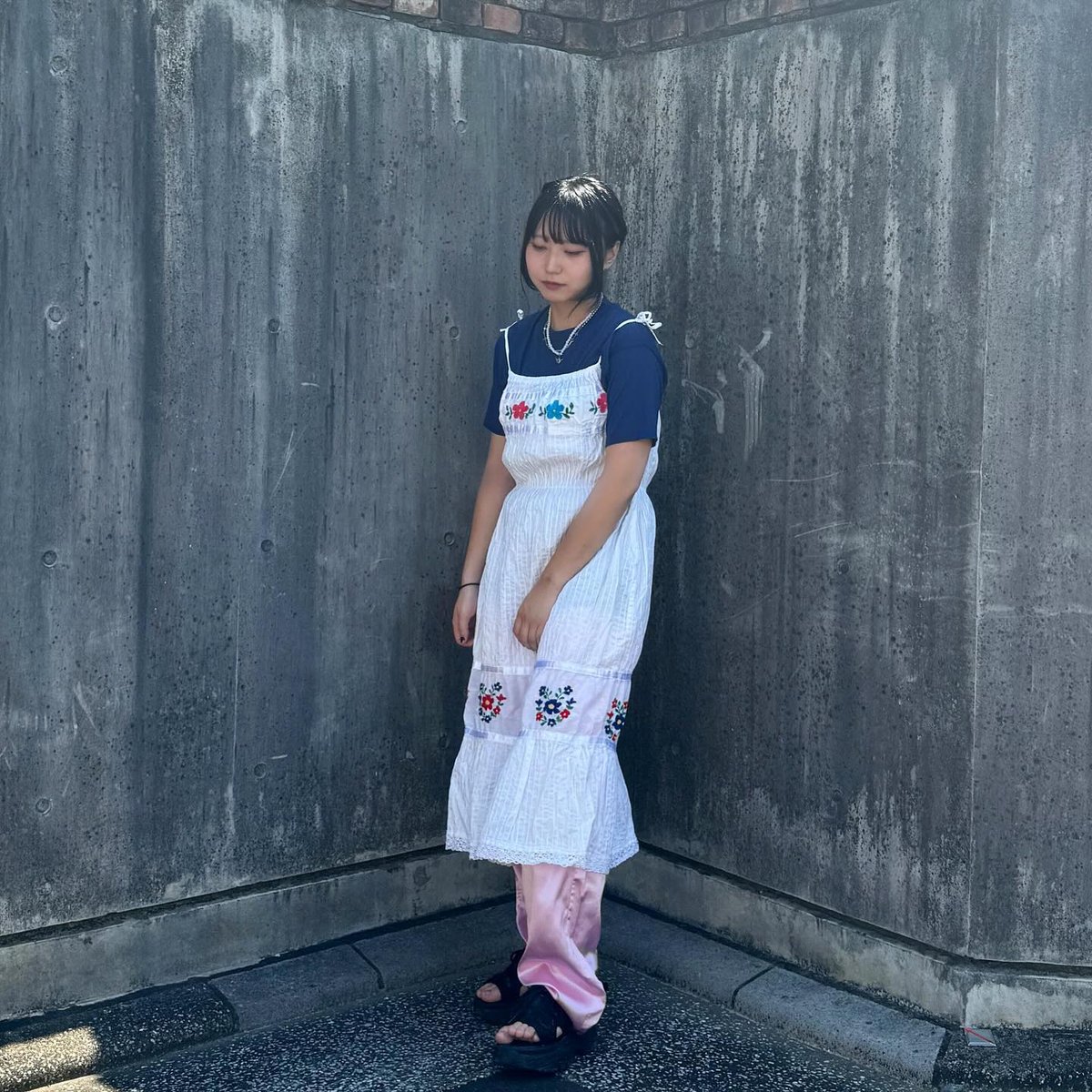 希少　刺繍が素晴らしく可愛いフランスアンティーク　コットンキャミソールワンピース 花柄刺繍キャミソールワンピース | CUSTOM FEVER