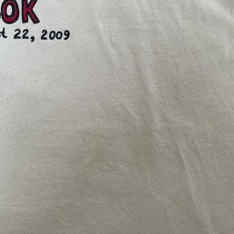 ユニークデザインTシャツ