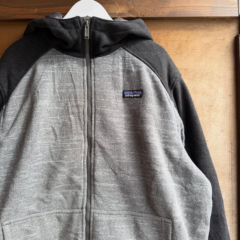 Patagonia インサレーテッドベターセーターフーディ | CUSTOM FEVER