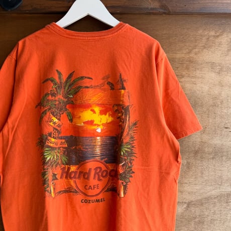 Hard Rock cafe バックプリントTシャツ
