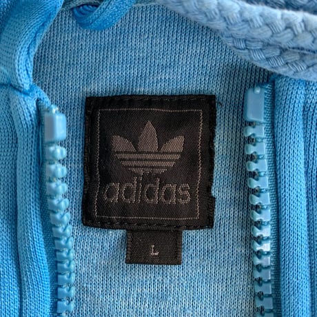 adidasジャージフーディ