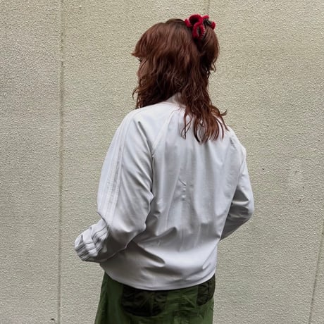 adidas トラックジャケット