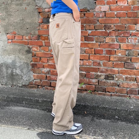 carharttダック地ペインターパンツ