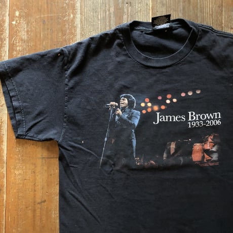 James Brown ZION ROOTS WEAR Tシャツ