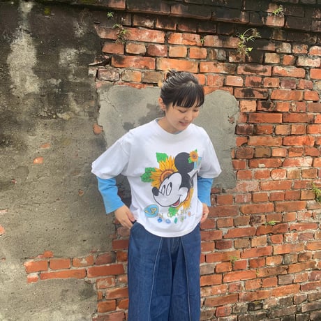 ショート丈ミッキーTシャツ