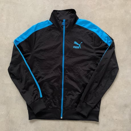 PUMAフェルトプリントトラックジャケット