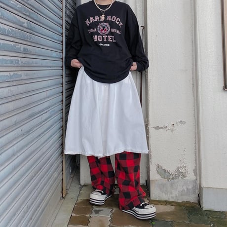 Aライン白スカート