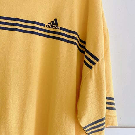 adidas ビッグシルエットTシャツ