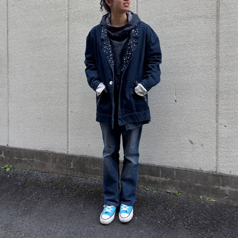 697d9188b7a32b9258f22e18
