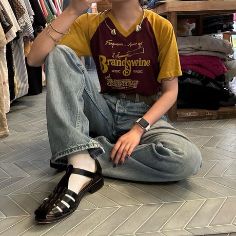 80年代USA製ＶネックラグランスリーブTシャツ