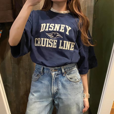 USA製ミッキーカレッジ風ワッペンTシャツ