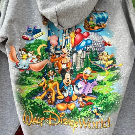Hanes Disney 両面プリントジップパーカー