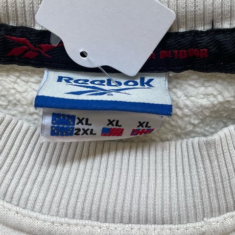 Reebok ワントーンスウェット