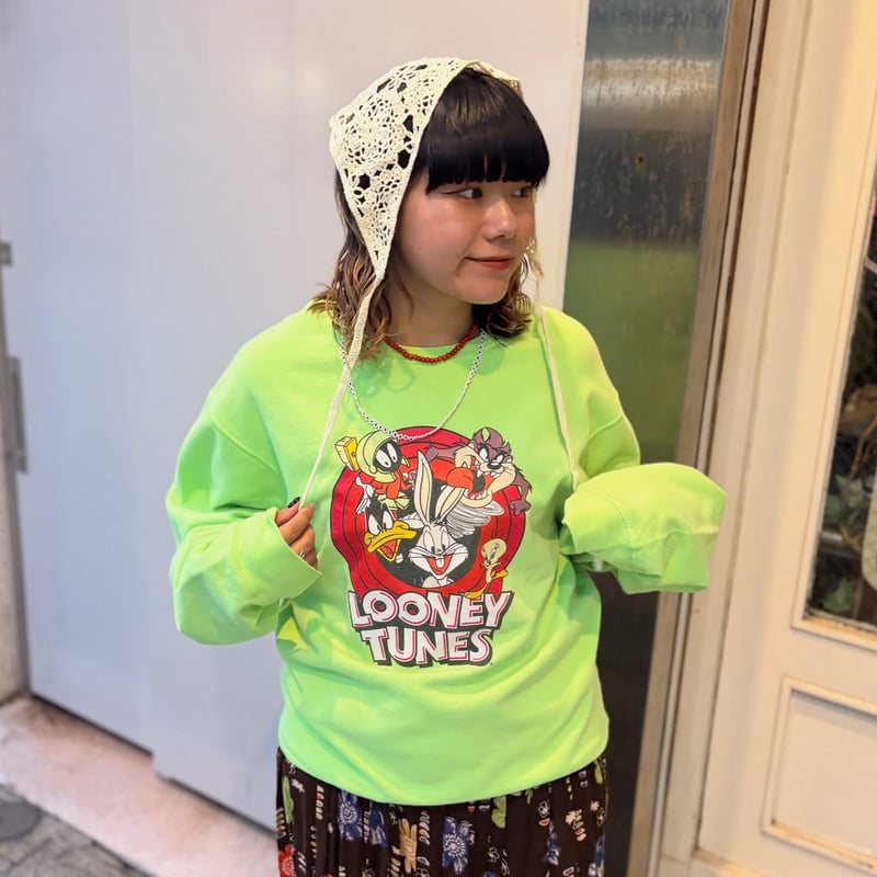 LOONEY TUNES / スウェット/L/コットン/WHT/プリント LOONEY TUNES プリントスウェット | CUSTOM FEVER