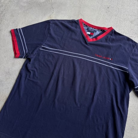 Tommy Jeans VネックTシャツ