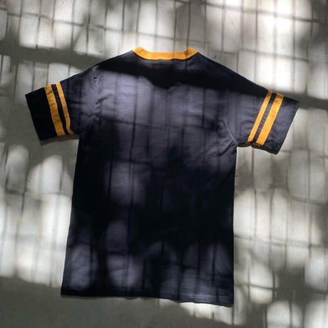 free play袖ラインTシャツ
