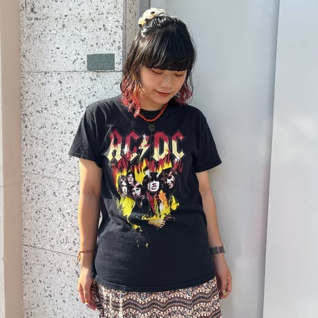 AC/DC プリントTシャツ