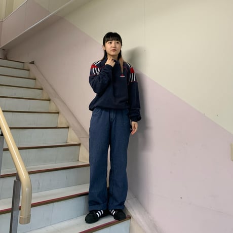 adidasラグランハーフジッププルオーバー