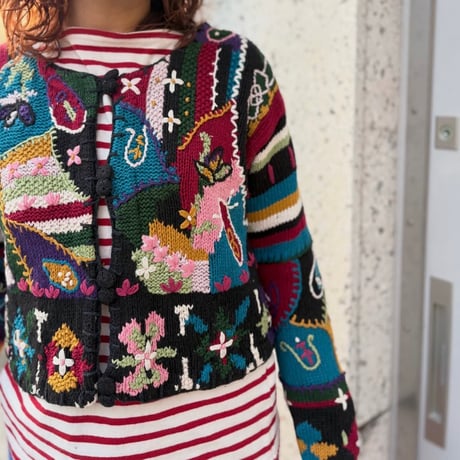 カラフル総柄刺繍ニットカーディガン