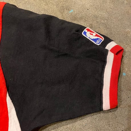 NBAシカゴブルズCHAMPIONTシャツ