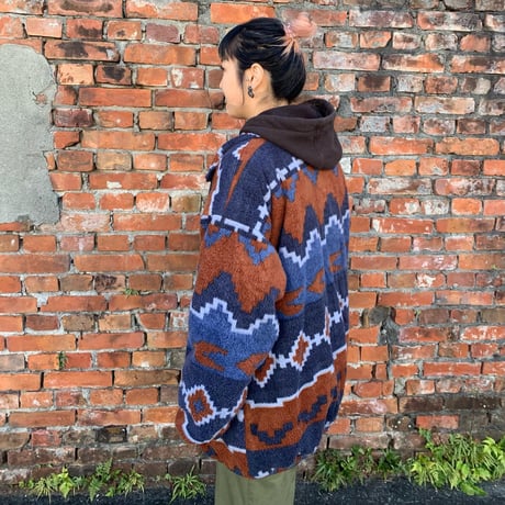 ネイティヴ柄フルジップフリース