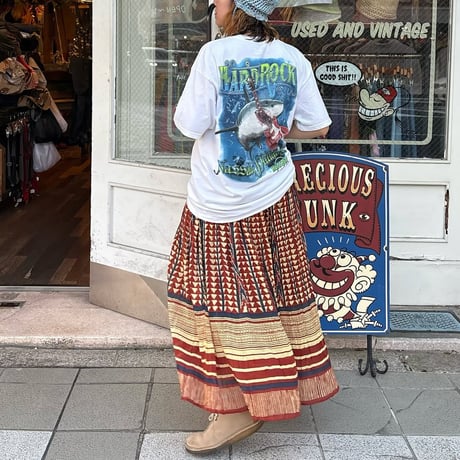 Hard Rock Cafe バックプリントTシャツ