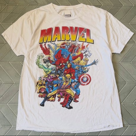 MARVEL キャラ集合Tシャツ