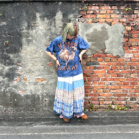 THE MOUNTAIN  ラクダ  タイダイTシャツ