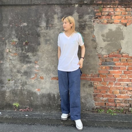 80's adidas VネックTシャツ