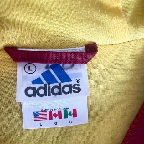 adidas ナイロンハーフジップパーカー