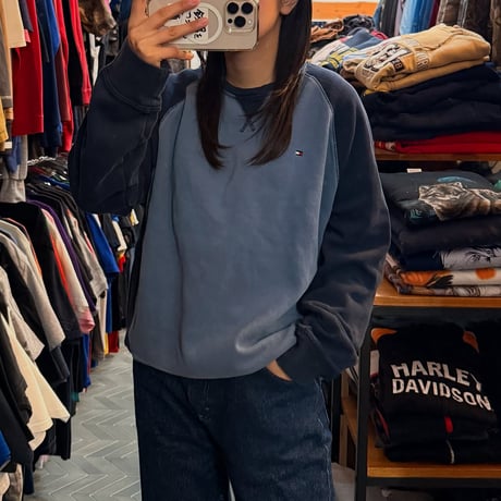 Tommy Hilfiger ラグランスウェット
