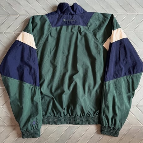 champion ナイロンジャケット
