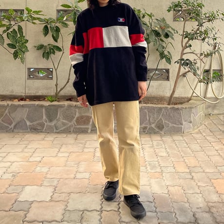 TOMMY HILFIGERデザインフリースプルオーバー