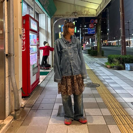 GUARANTEED HIGH QUALITY 背面切替デニムジャケット