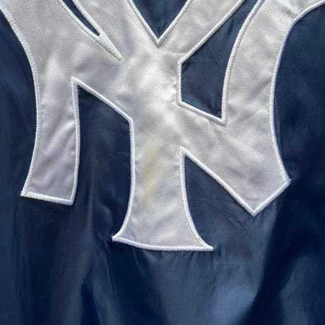 NY Yankees ロゴプルオーバー
