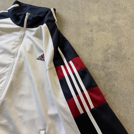 adidas トラックジャケット