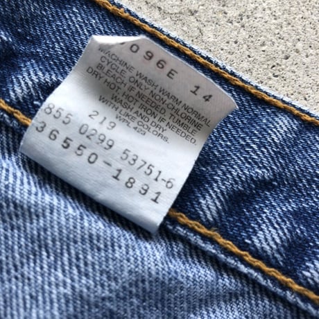 Levi's 550 RELAXED FIT デニムショーツW30