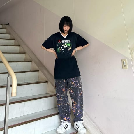 Deadstar AssemblyＶネックバンドT