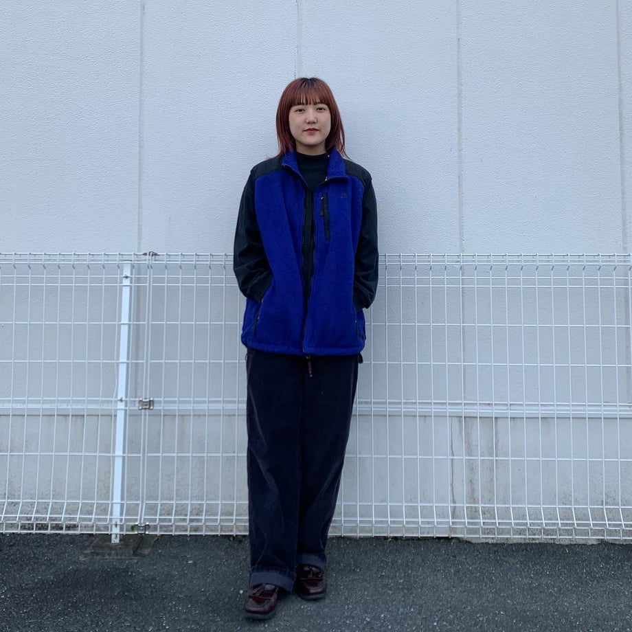 600795a8940f3d7a4db23db2