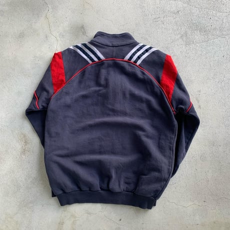 adidasラグランハーフジッププルオーバー
