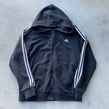adidas フルジップパーカー