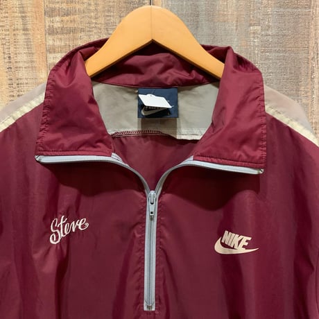 NIKEハーフジップナイロンPO