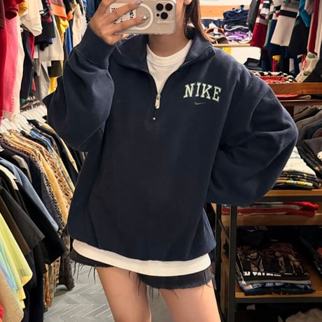NIKE ハーフジップスウェット